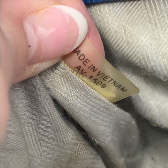 Michael Michael Kors SELMA CHEVRON MEDIUM MESSENGER - Picture 8 of 10